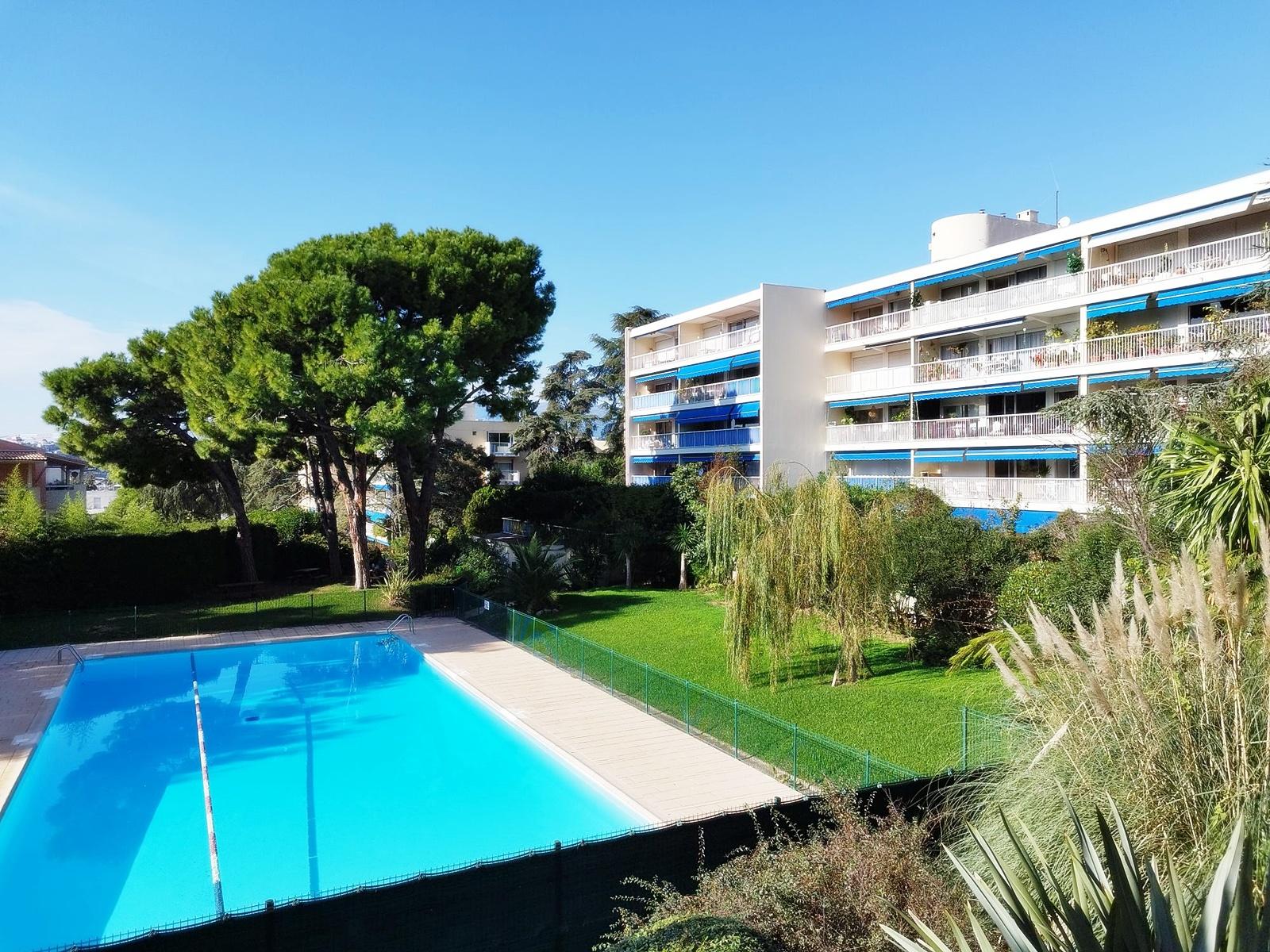 appartement 4 pièces - NICE